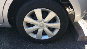 タイヤホイール前