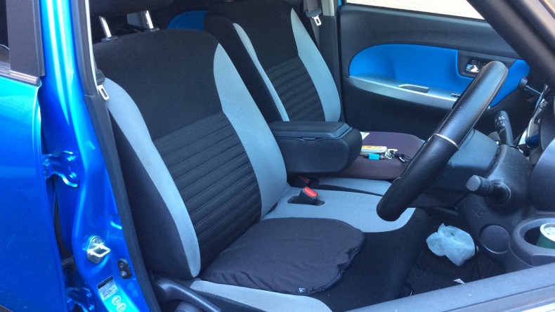 内装前方シート