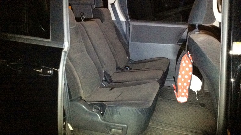 内装後方シート