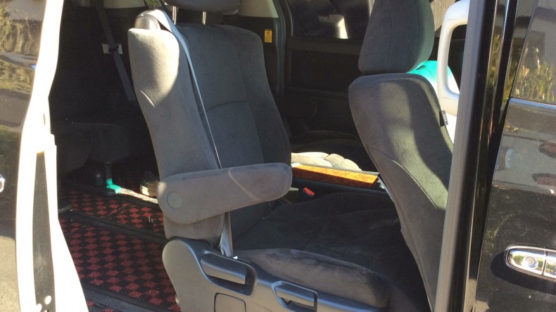 内装後方シート