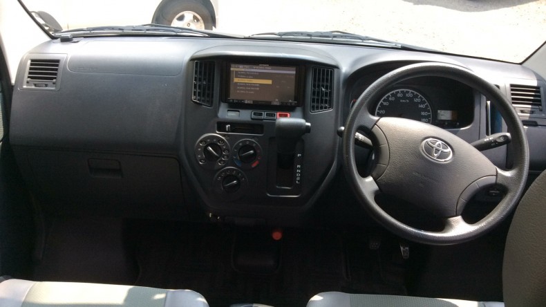 内装インパネ全体