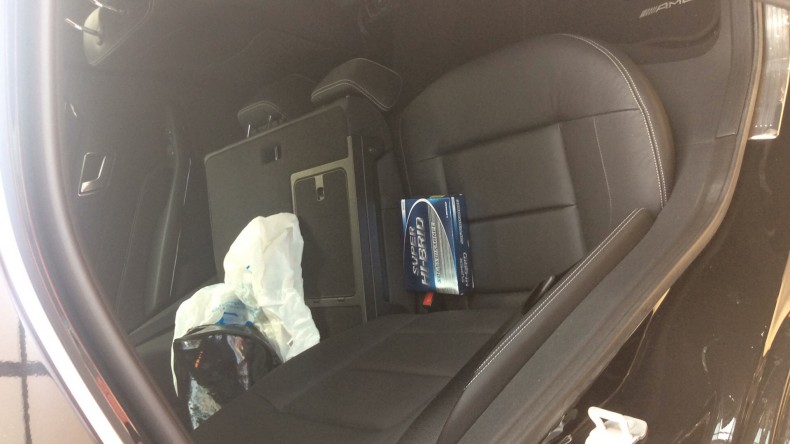 内装後方シート