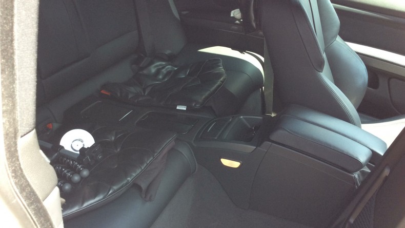 内装後方シート