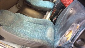 内装後方シート