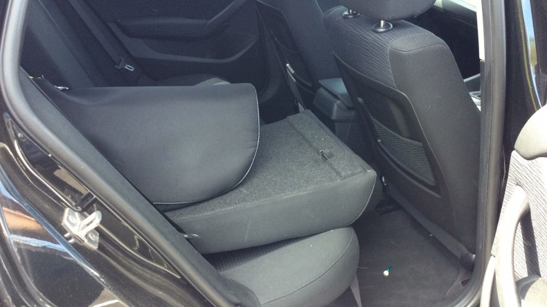 内装後方シート