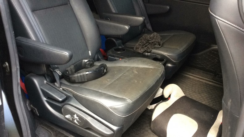 内装後方シート