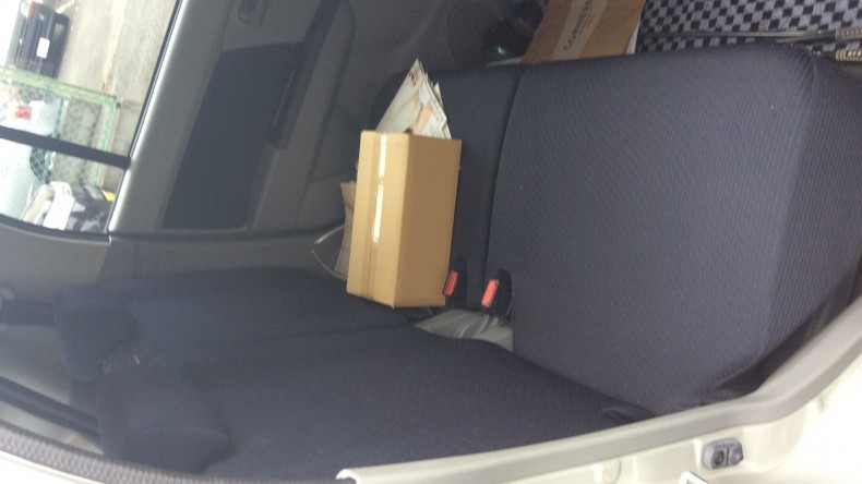 内装後方シート