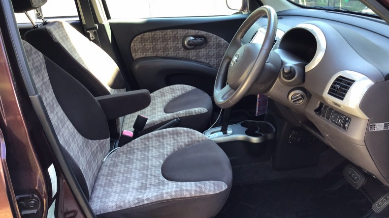 内装前方シート