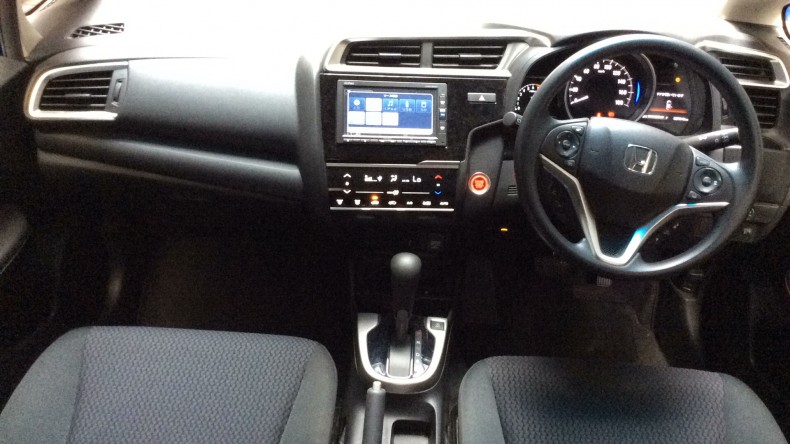 内装インパネ全体