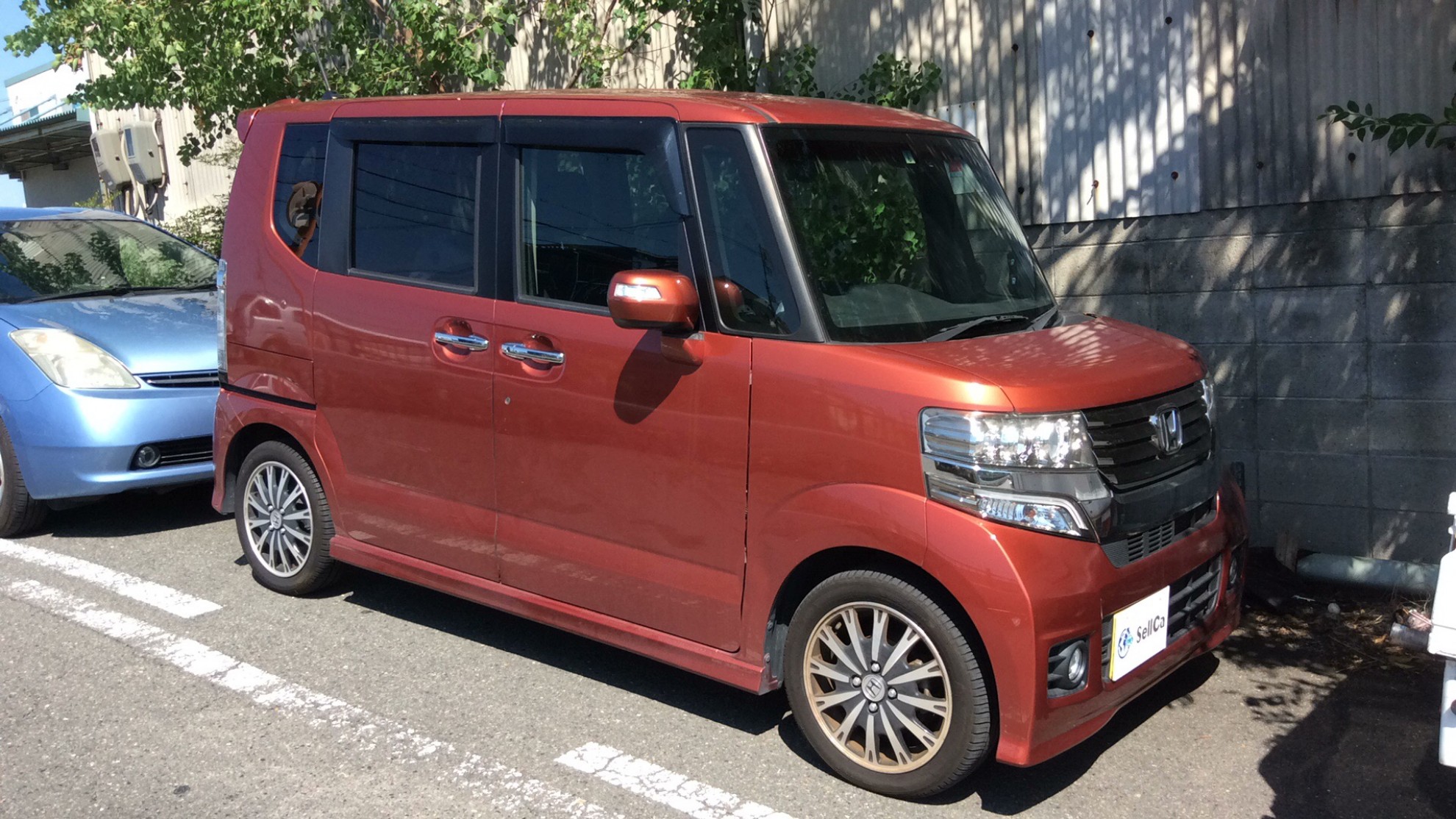 外装右前
