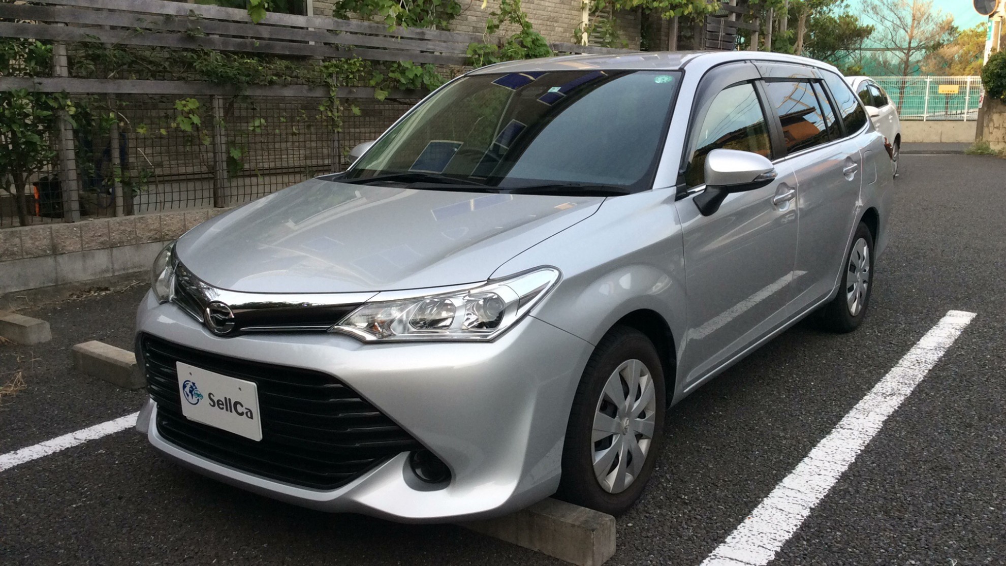 トヨタ カローラフィールダーの売買実績画像