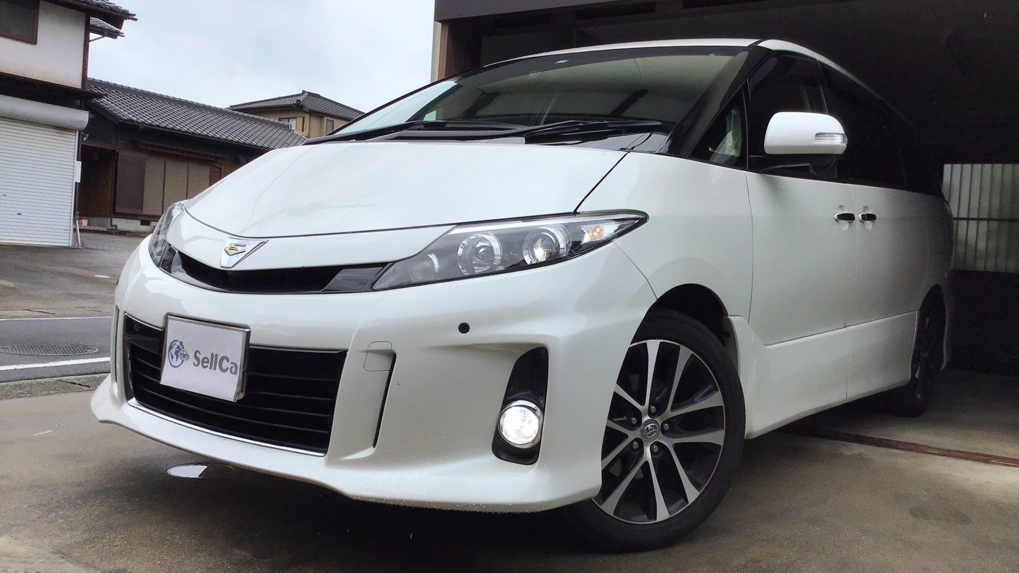 エスティマの中古車買取相場と 高く買取してもらうコツ Sellcaの中古車査定