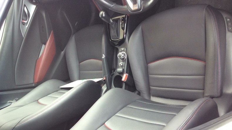 内装前方シート