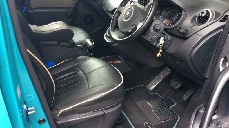 内装前方シート