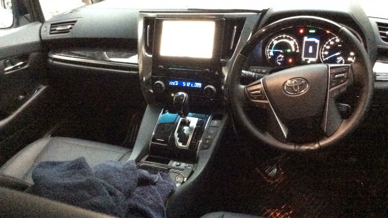 内装インパネ全体