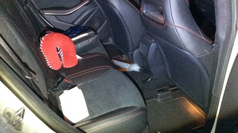 内装後方シート