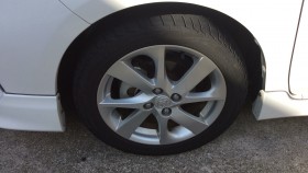 タイヤホイール前