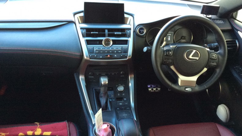 内装インパネ全体