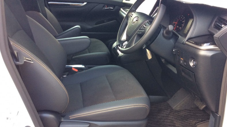 内装前方シート