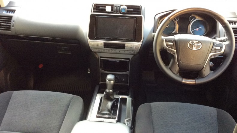 内装インパネ全体