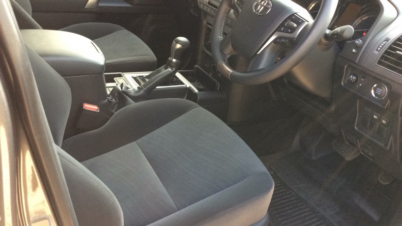 内装前方シート