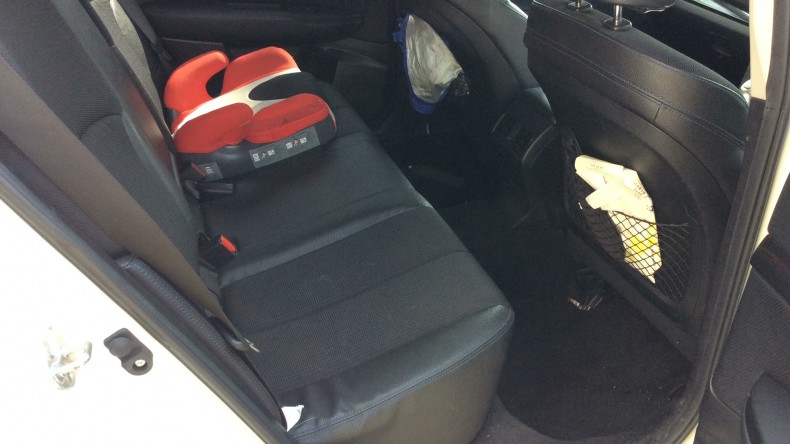 内装後方シート