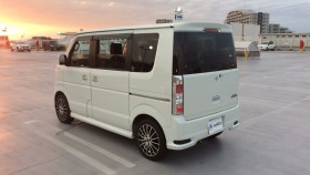 外装左後方