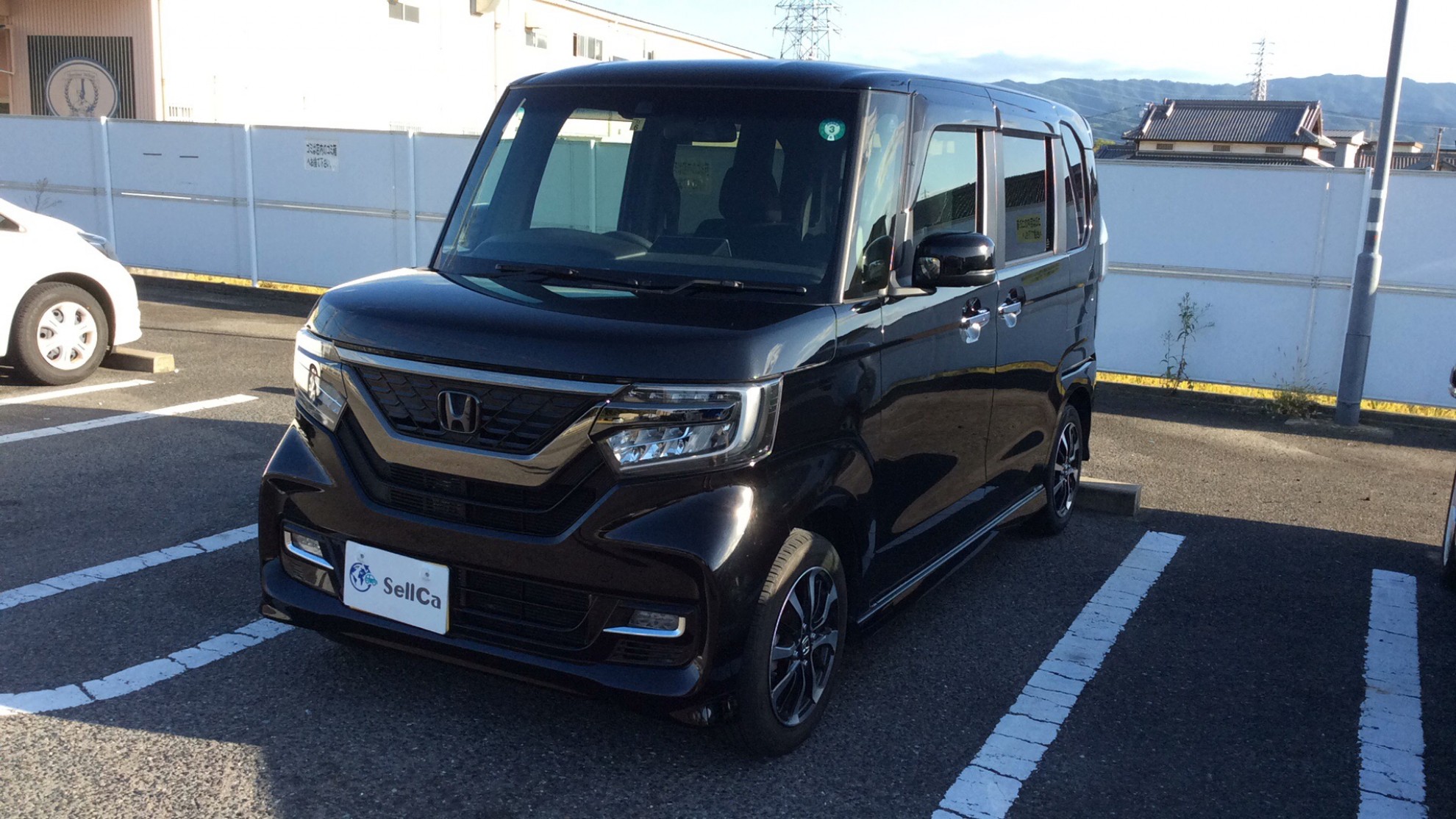 ホンダ Ｎ－ＢＯＸカスタムの売買実績画像