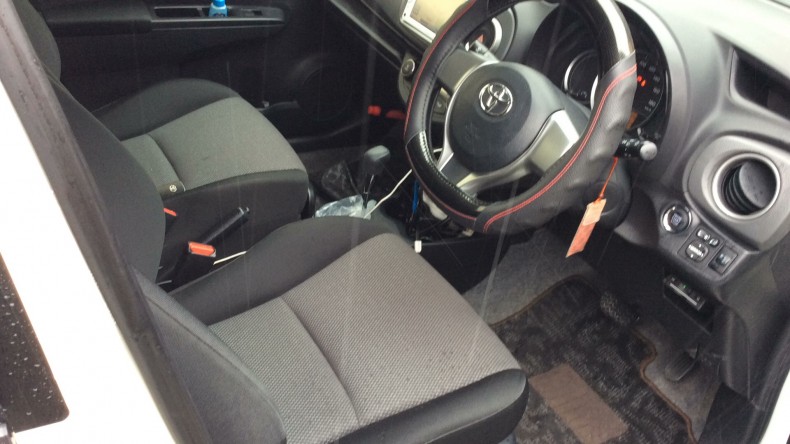 内装前方シート