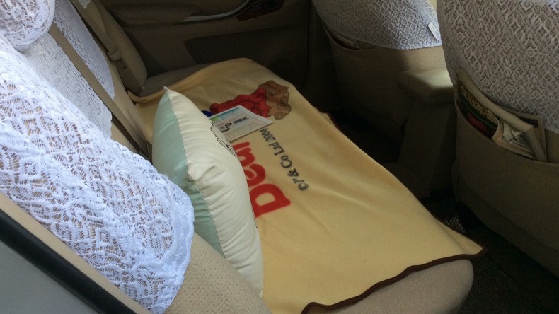 内装後方シート