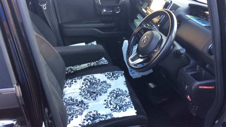 内装前方シート