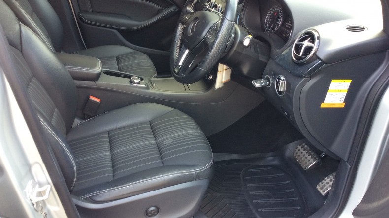 内装前方シート