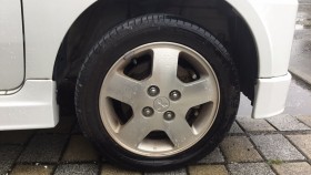 タイヤホイール前