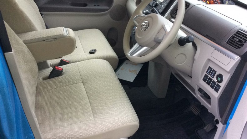 内装前方シート