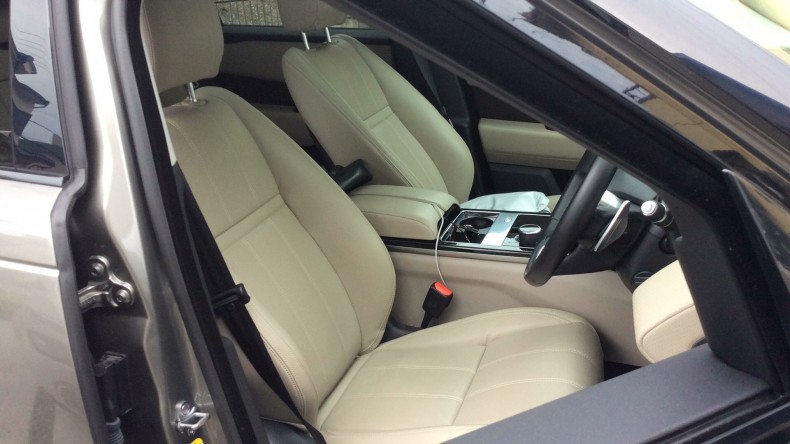 内装前方シート