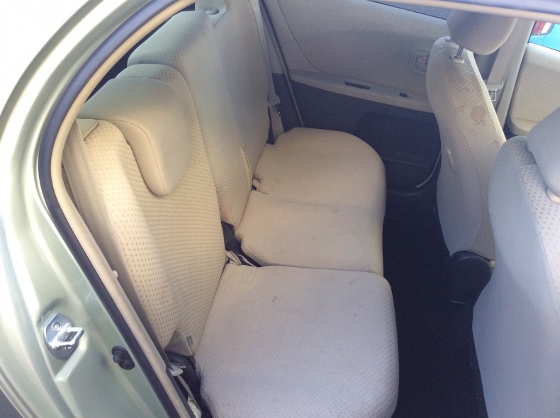 内装後方シート