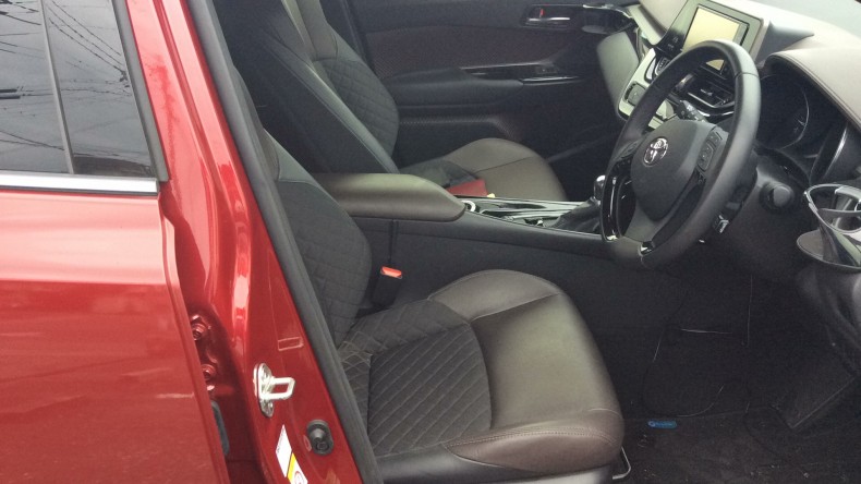 内装前方シート