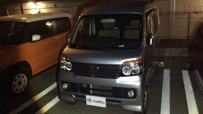 car_main_img