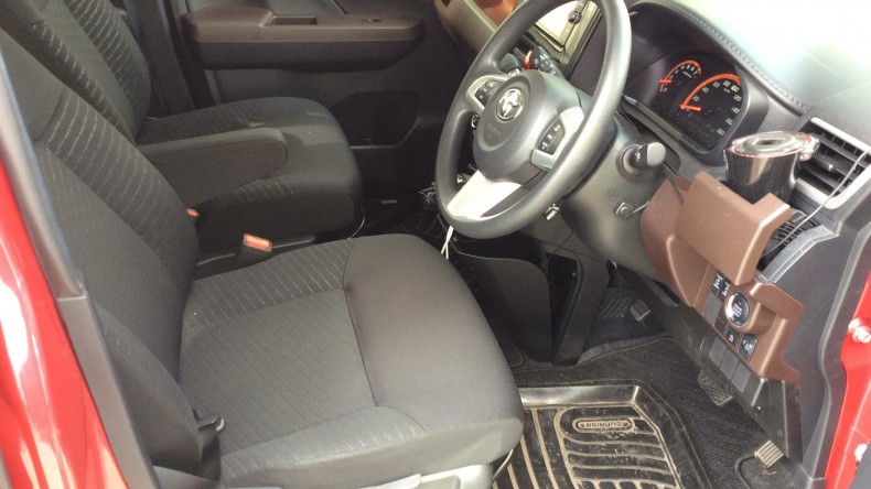 内装前方シート