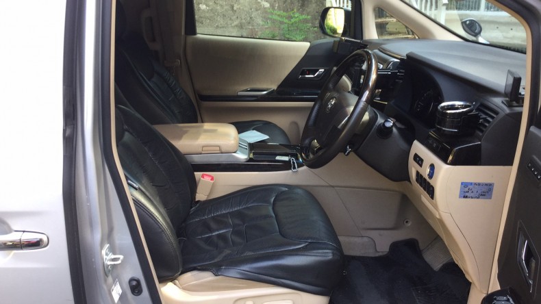 内装前方シート