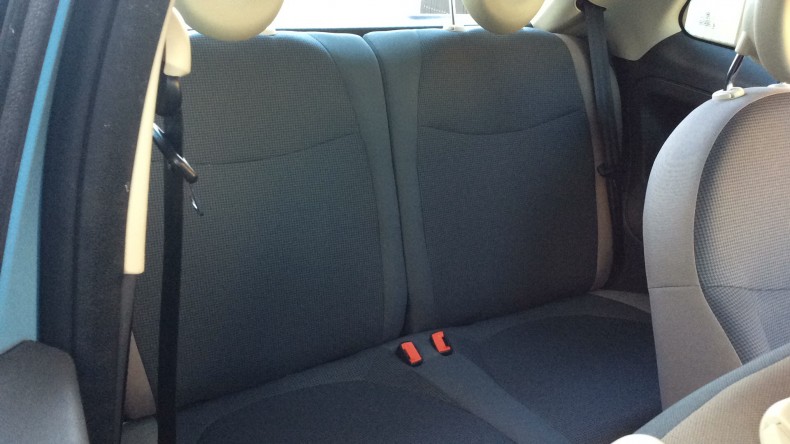 内装後方シート