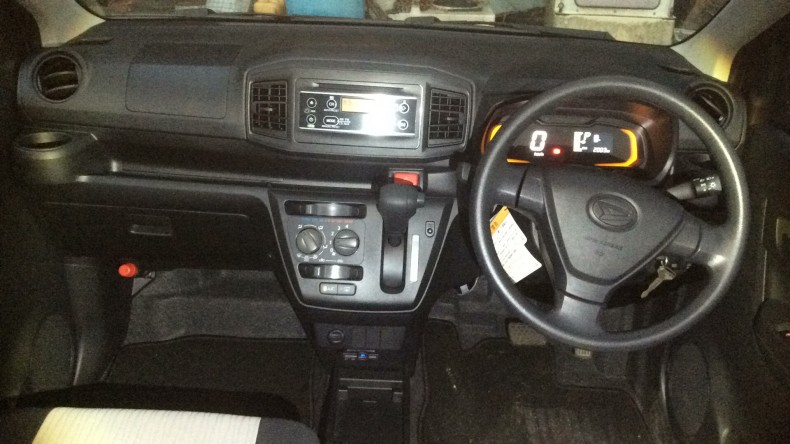 内装インパネ全体