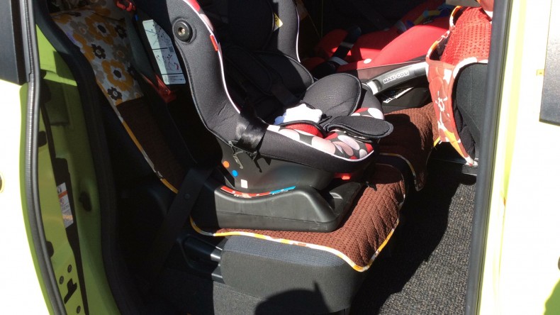 内装後方シート