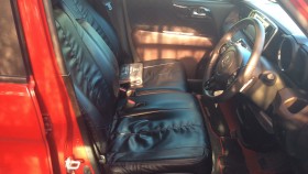 内装前方シート