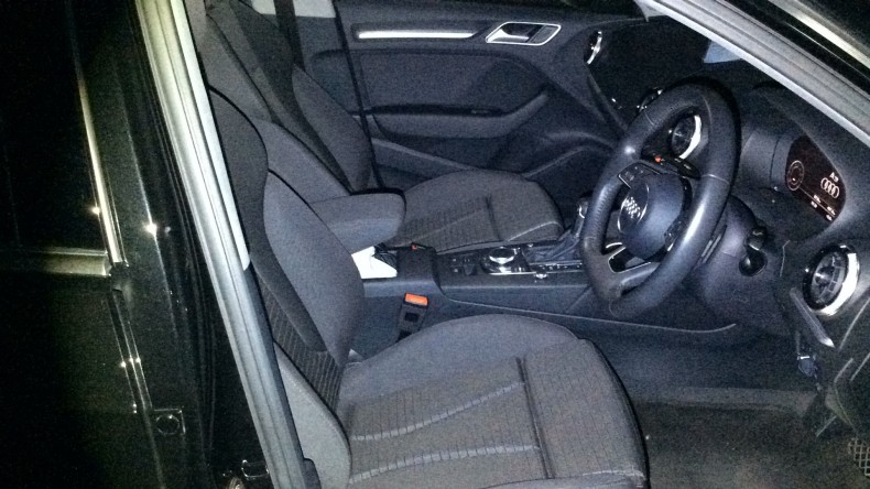 内装前方シート