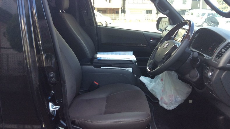 内装前方シート