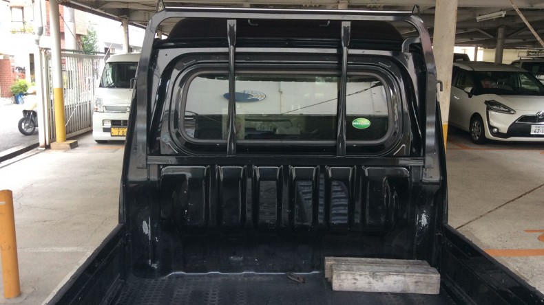 内装後方シート