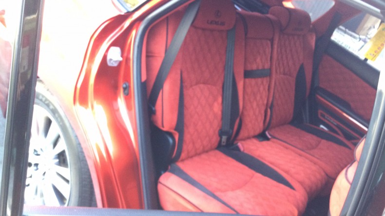 内装後方シート