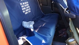 内装後方シート