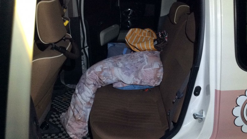 内装後方シート